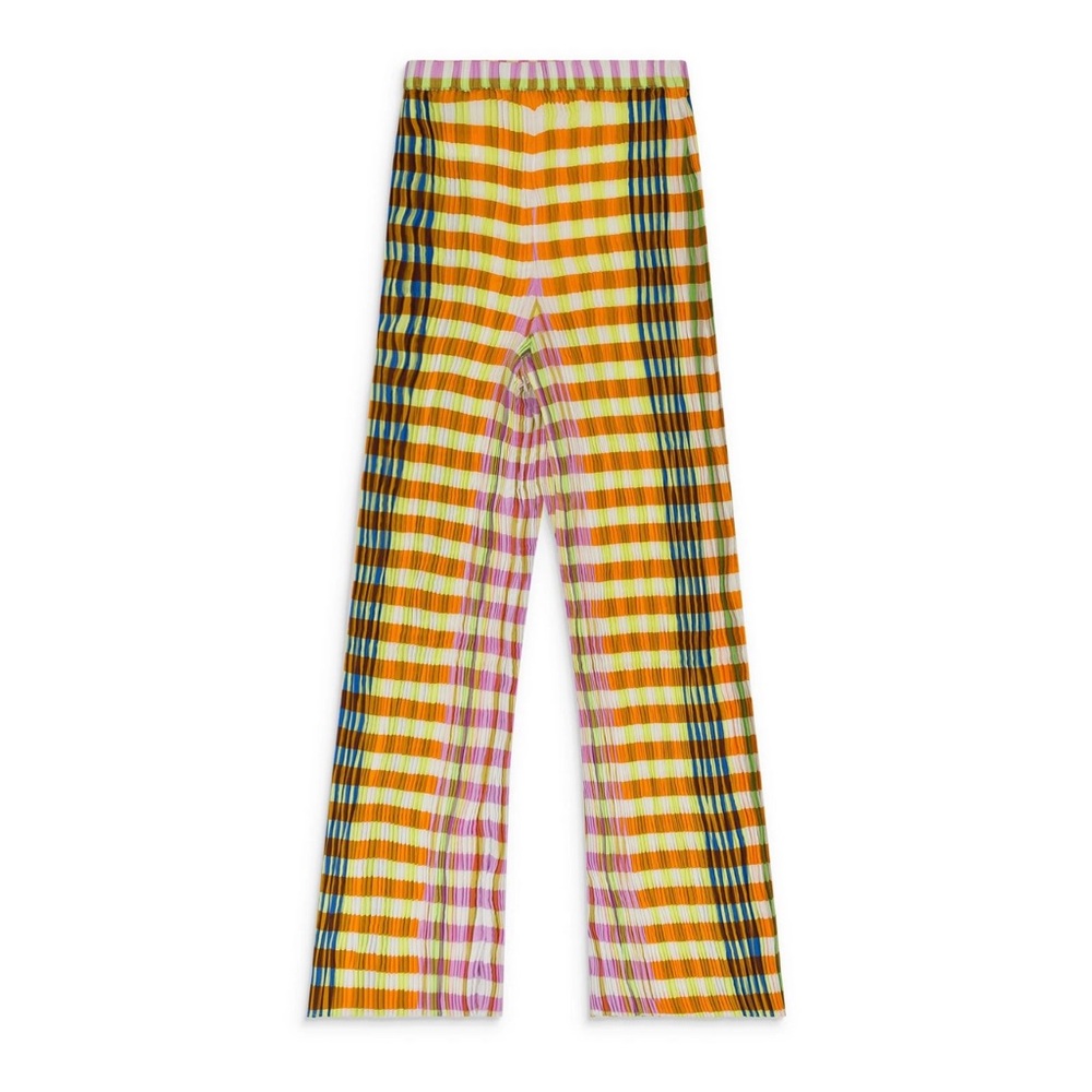 Vibrant Julia Heuer pants